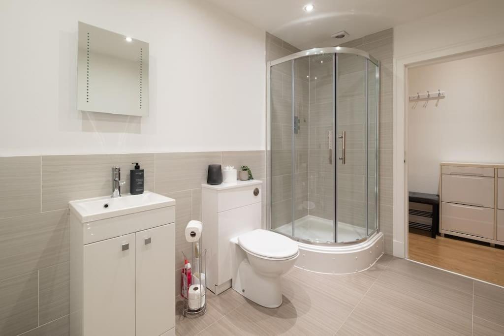 2 Bed 2 Bath Spacious Apartment In Central Aberdeen Exterior photo